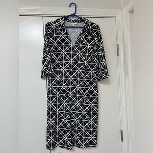 Jude Connally size L black and white print dress